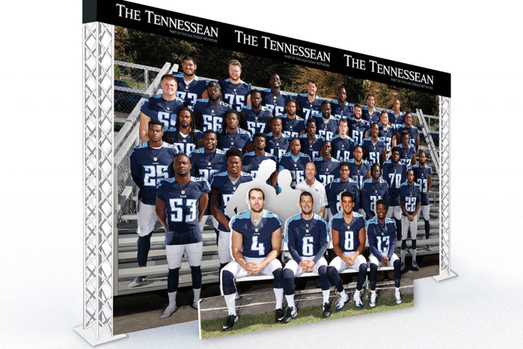 Tennessee Titans / Fan Team Photo Op